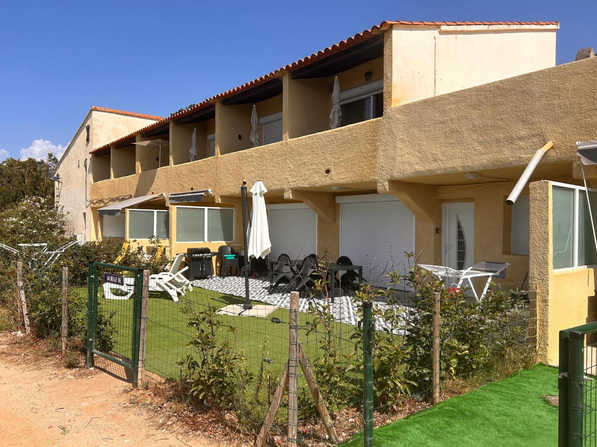 La Belle Vie F4 Bord De Plage Avec Jardin Calcatoggio  Exterior photo